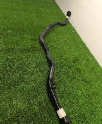 Tesla Model 3 Engine coolant pipe/hose NW181803