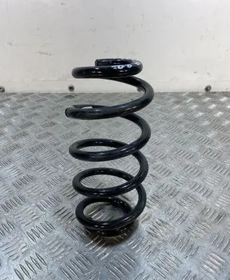 Toyota Prius (XW50) Rear coil spring