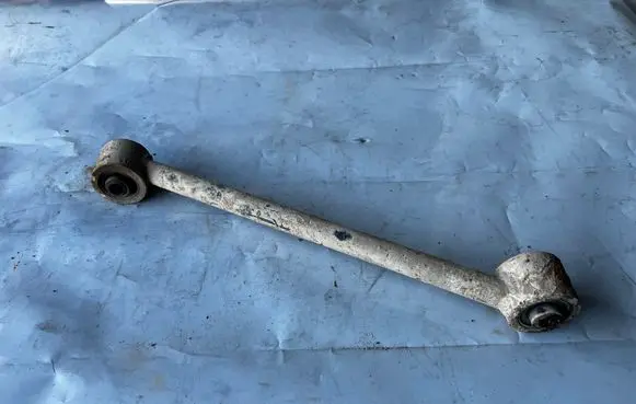 Opel Frontera B Rear control arm