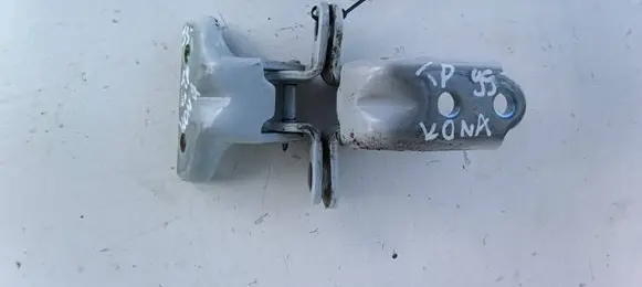 Hyundai Kona I Front door hinge set 8641722