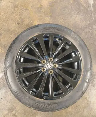 Toyota Highlander XU70 R20 alloy rim