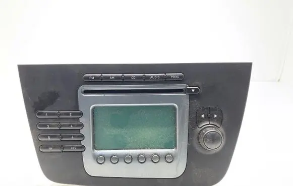 Seat Altea Radio/CD/DVD/GPS head unit 5P1035152