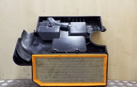 Volkswagen Eos Air filter box 6576029