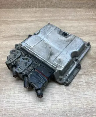 Renault Espace III Engine control unit/module ECU 7700104407 0281001999