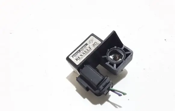 Renault Megane II Airbag deployment crash/impact sensor 8200236286B