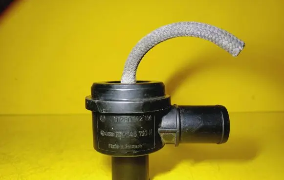 Audi A3 S3 8L Vacuum valve 0280142114 06A145710N 1302042304