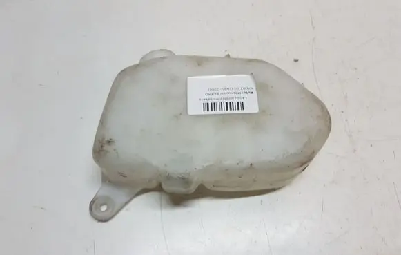 Mitsubishi Pajero Sport I Windshield washer fluid reservoir/tank 860141145