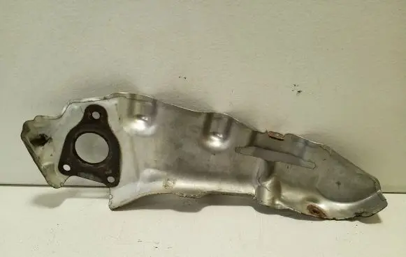 Nissan X-Trail T32 Exhaust heat shield 227701177R