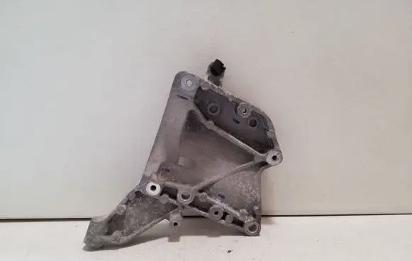 Fiat Tipo A/C compressor mount bracket 55273052