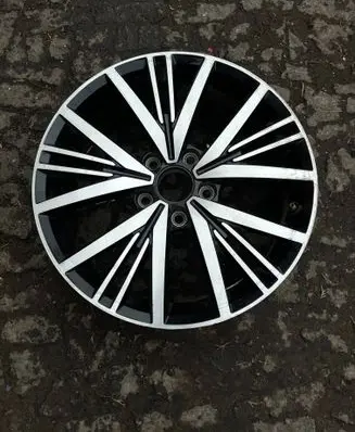 Volkswagen Golf VI R18 alloy rim 5K0601025AS