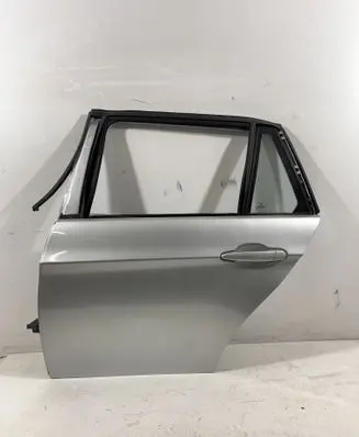 BMW 3 E90 E91 Rear door