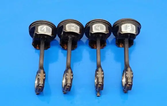 Mitsubishi ASX Piston