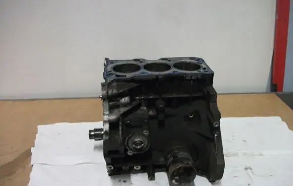 Mitsubishi Colt Engine block MN176445C