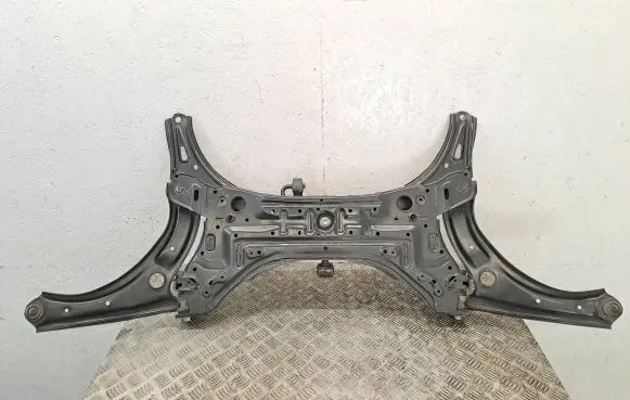 Suzuki Swift III Front subframe