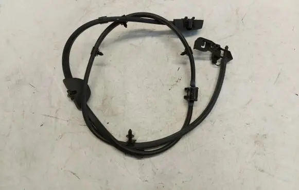 BMW 2 Active Tourer U06 Windshield washer spray nozzle 8492099