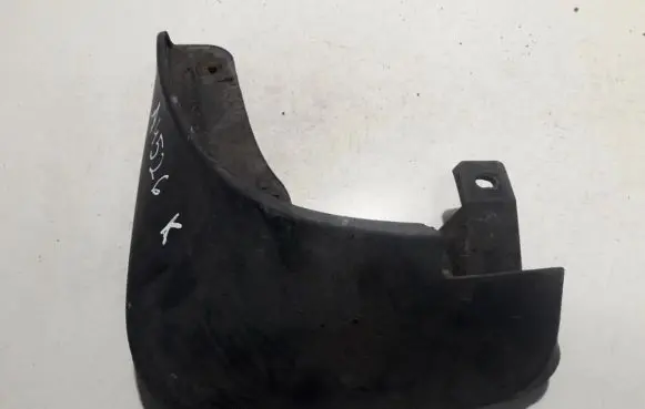 Hyundai Tucson JM Front mudguard 868312e010w 86831-2e010w