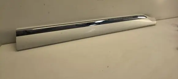 Volvo XC90 Front door trim (molding) 31448428