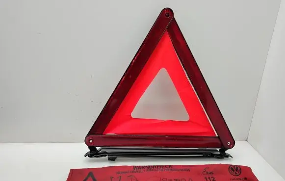 Volkswagen Transporter - Caravelle T5 Emergency warning sign 7H0860250