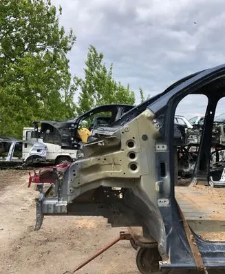 Peugeot Expert Front bodywork piece 