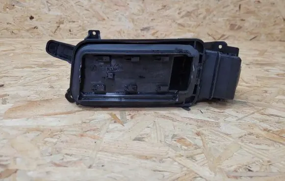 Volkswagen PASSAT B8 Electric car charge socket cover 3G8853396