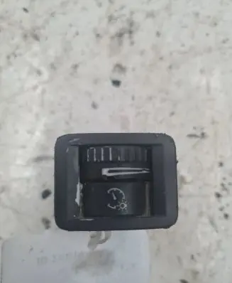 Volkswagen PASSAT B6 Headlight level height control switch