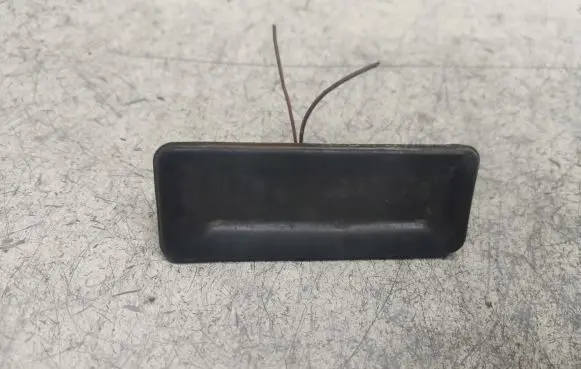 Skoda Octavia Mk2 (1Z) Tailgate opening switch 