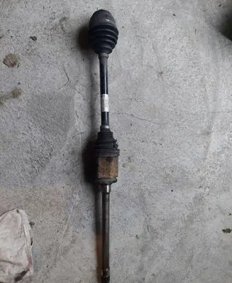 BMW X3 F25 Front driveshaft 7598028