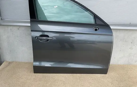 Audi A1 Front door LZ7S