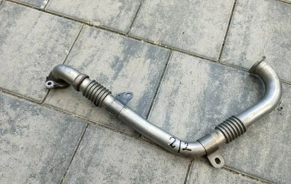 Renault Megane II EGR valve line/pipe/hose 8200525140