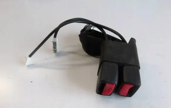 Nissan Qashqai Rear seatbelt buckle