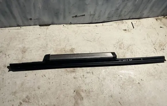 Mercedes-Benz S W220 Front sill trim cover A2206801135
