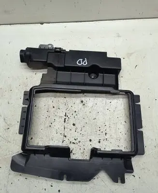 Mercedes-Benz ML W164 Battery tray heat shield A1646843818