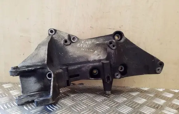 Volvo S40, V40 Generator/alternator bracket 8200183234