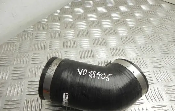 Ford Focus Air intake hose/pipe VD18405