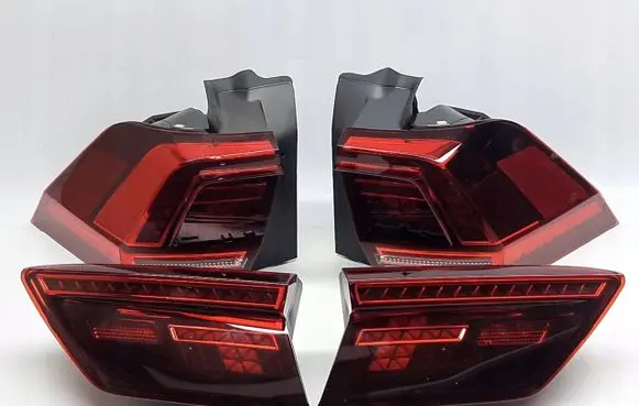 Volkswagen Tiguan Rear/tail lights set 5NA945208C