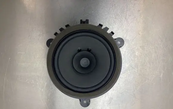 Volvo V70 Front door speaker 30657444 09W46 M5XUG