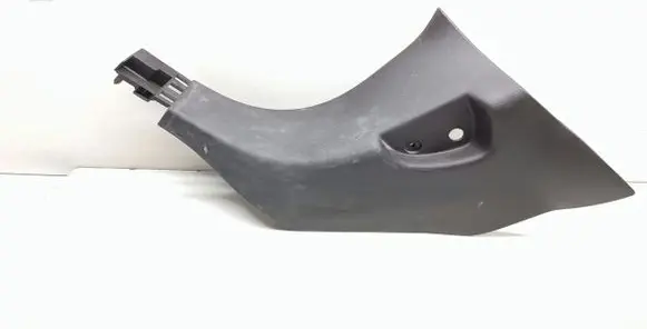 Foot area side trim