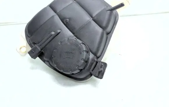 Mercedes-Benz ML W164 Coolant expansion tank/reservoir 1645000049