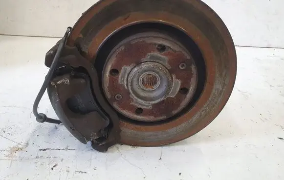 Citroen C4 Cactus Front wheel hub spindle knuckle