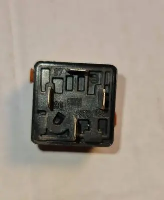 Volkswagen Transporter - Caravelle T4 Other relay 0332014456