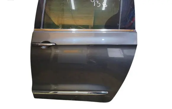Chrysler Pacifica Side sliding door 