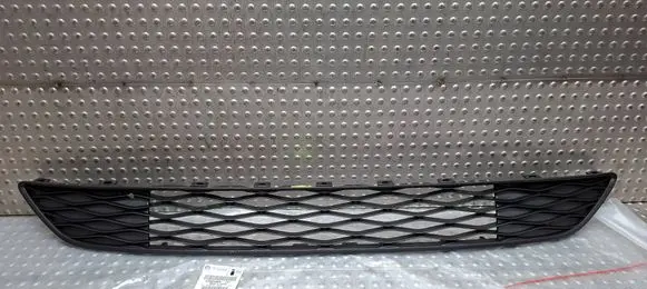 Fiat Tipo Front bumper lower grill S26336583 735655608