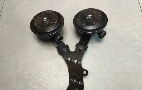 Volkswagen Amarok II Horn signal N1WT13A803AB