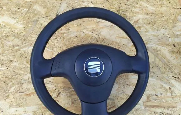 Seat Cordoba (6K) Steering wheel