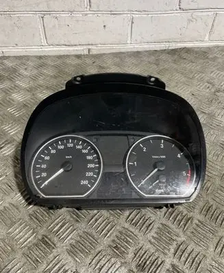 BMW 1 E81 E87 Speedometer (instrument cluster) 102495262 9122591 170062374