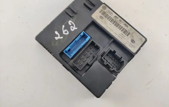 Audi A8 S8 D3 4E Comfort/convenience module 4E0907289 4E0910289A