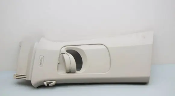 (B) pillar trim (bottom)