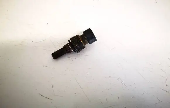 Volkswagen Golf IV Coolant temperature sensor 