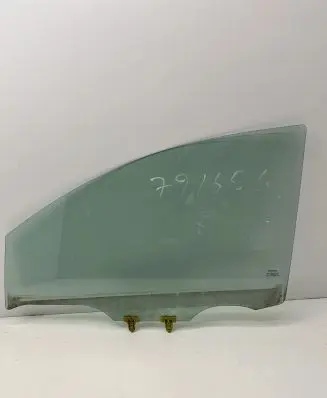 Nissan Note (E11) Front door window glass four-door