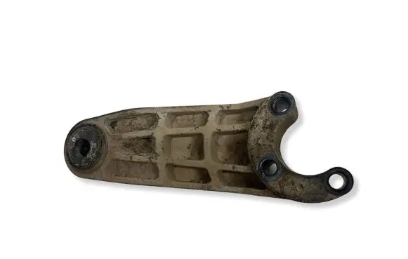 Fiat Stilo Engine mounting bracket 